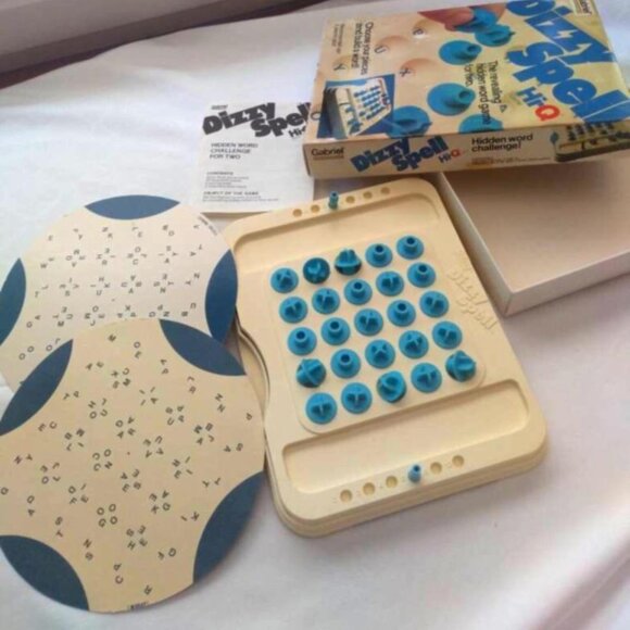 Dizzy Spell - Hi-Q Game by Gabriel 1978 Version Complete Set of this Hidden Word - Picture 6 of 10